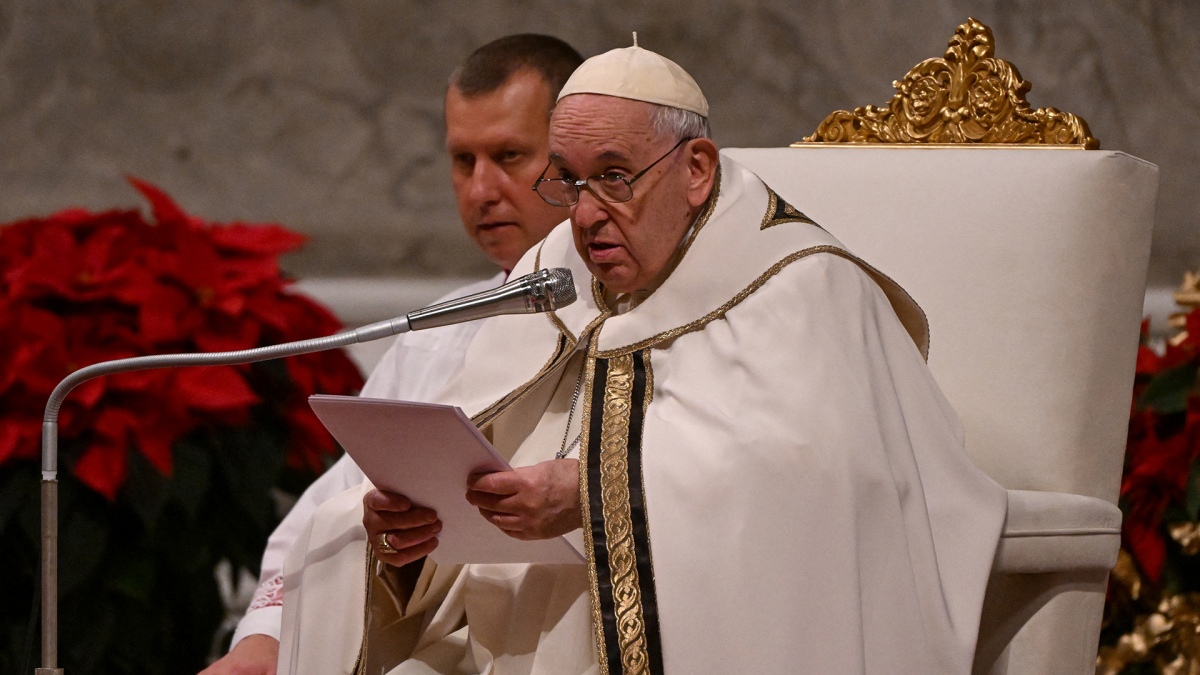 Dura crítica del Papa por la pobreza y la inflación: 